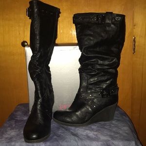 Lane Bryant black, round toe, 9W boots.